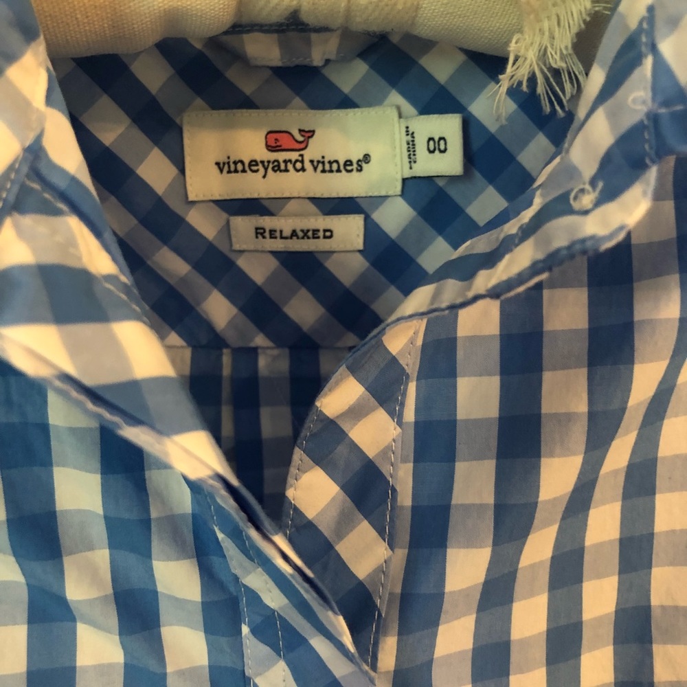 Vineyard vines button down blouse